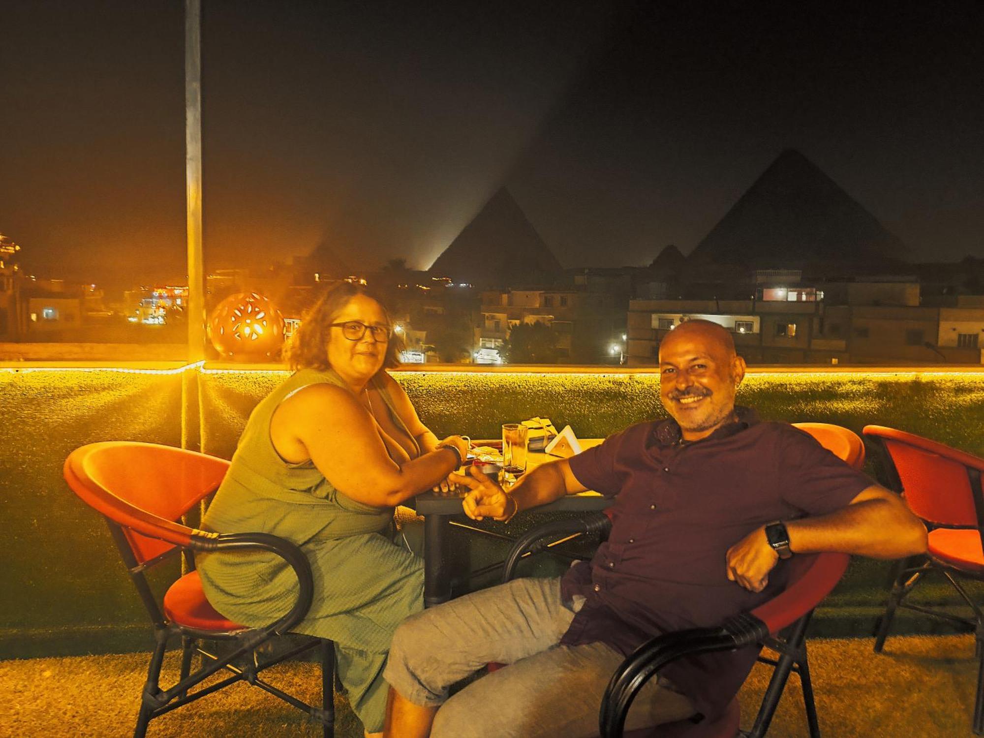 Готель Magic Golden Pyramids View Kafrat al Jabal Екстер'єр фото